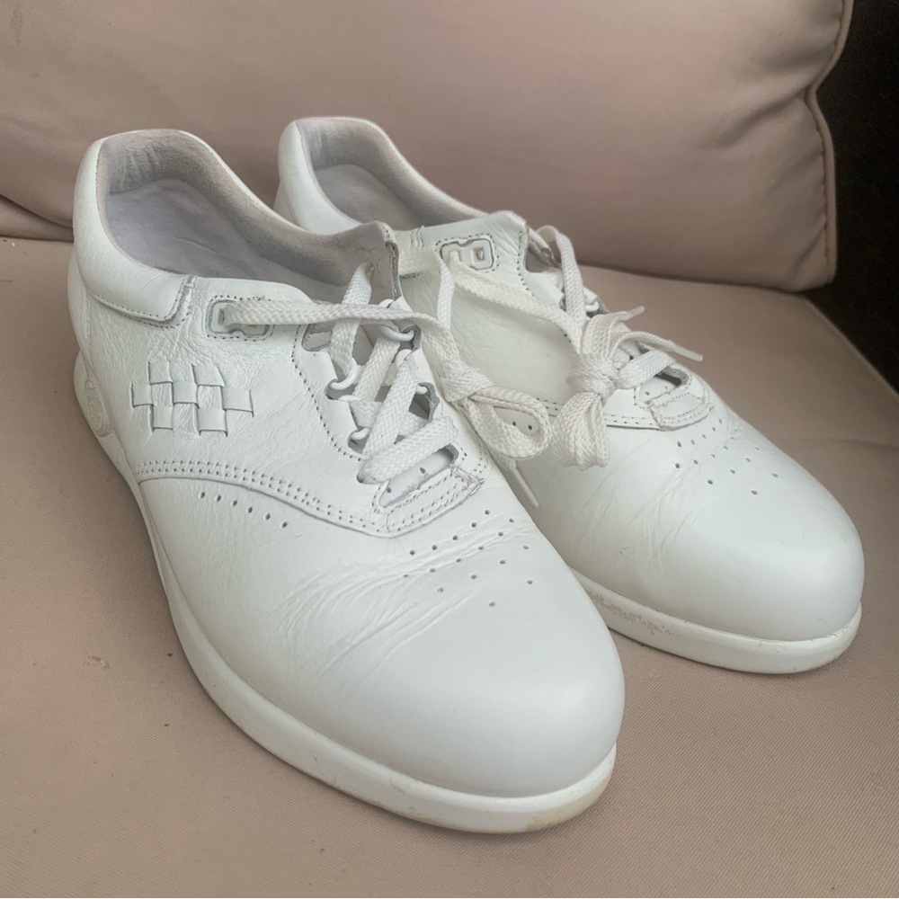 SoftSpots Supreme Comfort Sneakers
